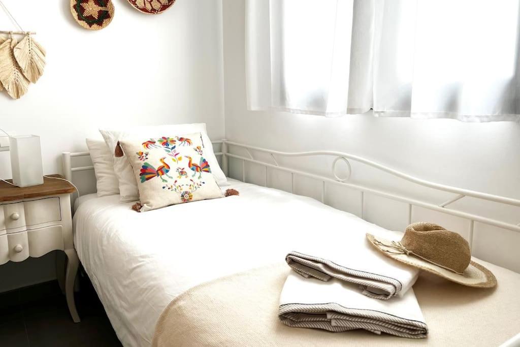 Appartamento Apartamento azul de Rota Esterno foto